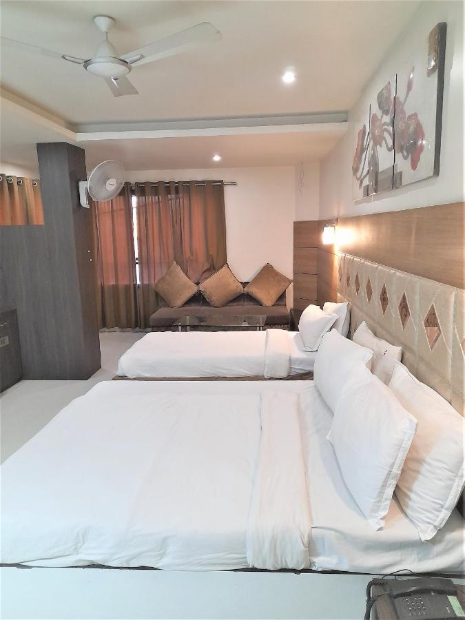 Cherrystay Kiran Inn Indore Exterior photo